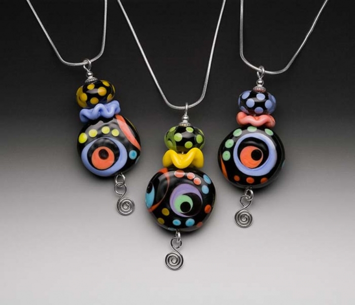 Ruffled_Disk_Eye_700x603 Glass Beads for Creating Romantic & Fashionable Jewelry Pieces