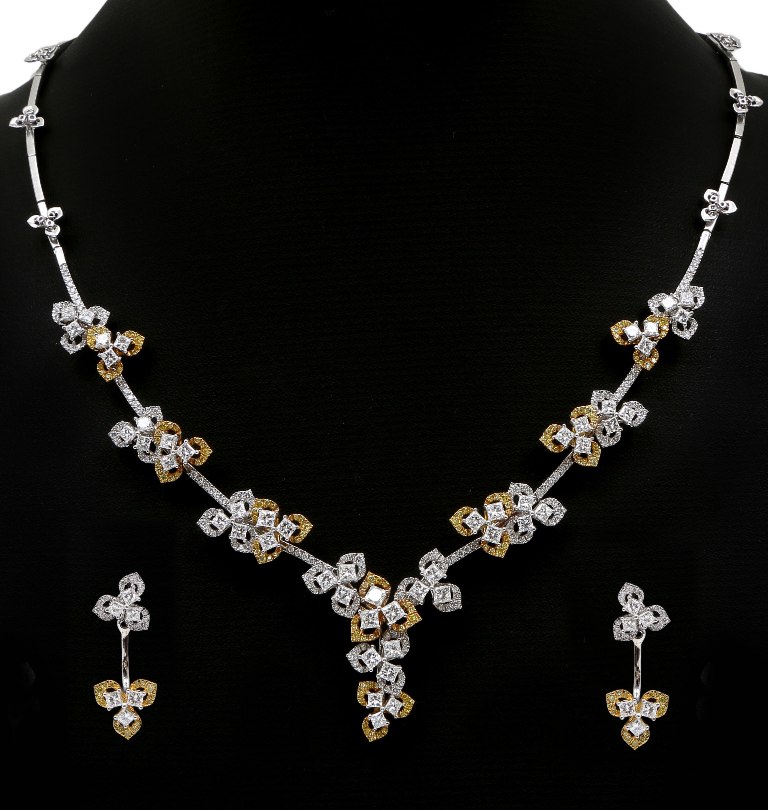 The Rarest Yellow Diamonds & Their Breathtaking Beauty 26 ZOOM-VBJ-OW-DN-01-09