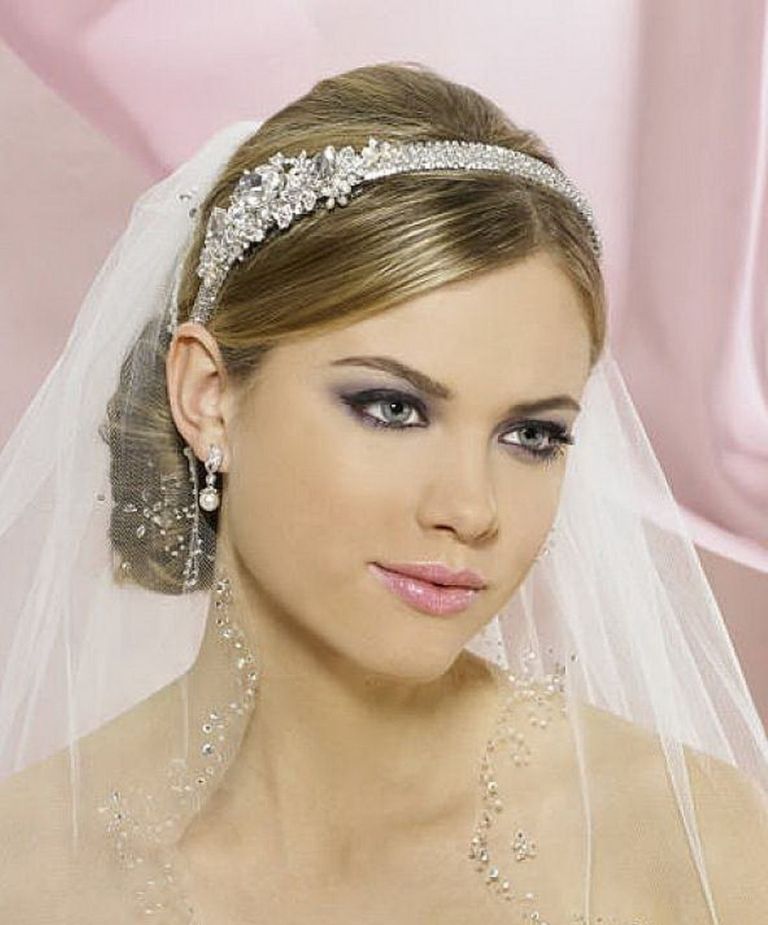 best-wedding-updo-hairstyles-with-headband-and-veil-for-straight-hair “Wedding Headbands” The Best Choice for Brides, Why?!