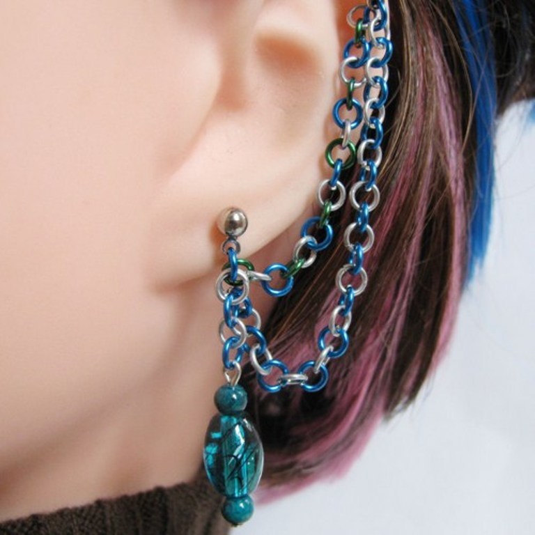 Slave Earrings For Catchier Ears & Fashionable Styles ... 23 blue_and_silver_cartilage_double_chain_slave_earring_c6d74ab8
