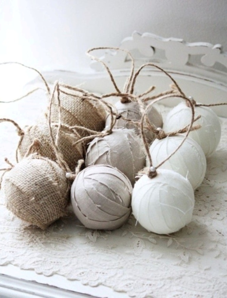 24 Latest & Hottest Christmas Trends 16 decorating-christmas-tree-cake__