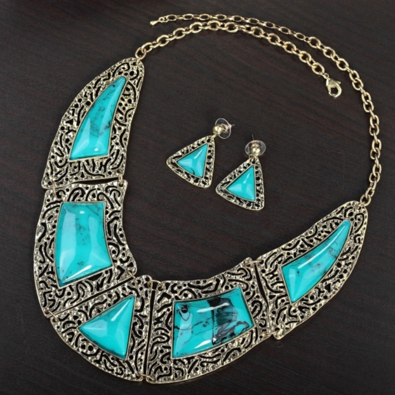Turquoise jewelry “ The Stone of the Sky & Earth” 7 hammered-jewelry-sets-vintage-jewellery-set-filigree-vintage-jewellery-set-turquoise-vintage-jewellery-set-hammered-vintage-jewellery-set-filigree-vintage-jewellery-set-okajewelry.com-905631