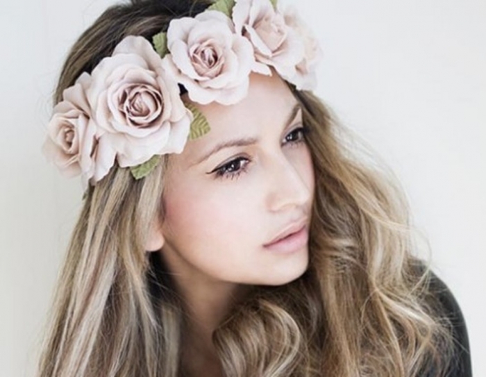 “Wedding Headbands” The Best Choice for Brides, Why?! 15 ideas-for-wearing-a-headband-fashionisers
