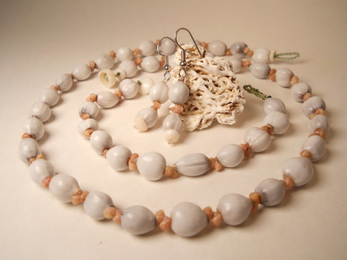 Seashell Jewelry as a Natural Gift 14 jobs-tear-3-pc-set-1024x768