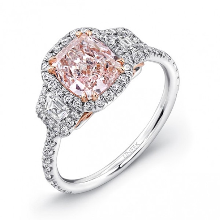 pink-diamond-engagement-rings-12 Most Famous Romantic & Unique Jewelry with Pink Diamonds
