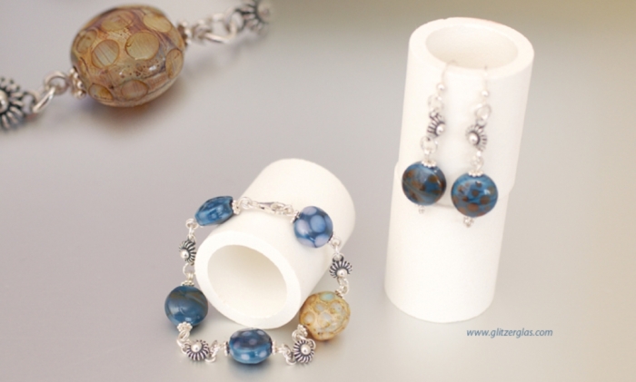 preview Glass Beads for Creating Romantic & Fashionable Jewelry Pieces