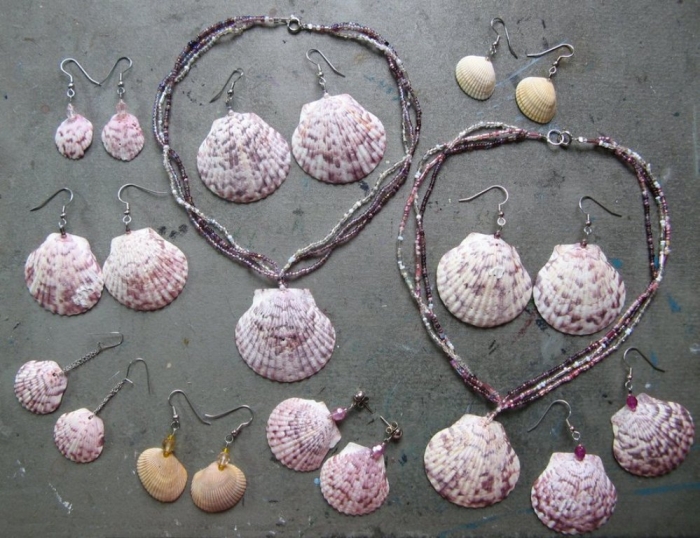 Seashell Jewelry as a Natural Gift 5 seashell_jewelry_by_acutecat-d5bfwkj