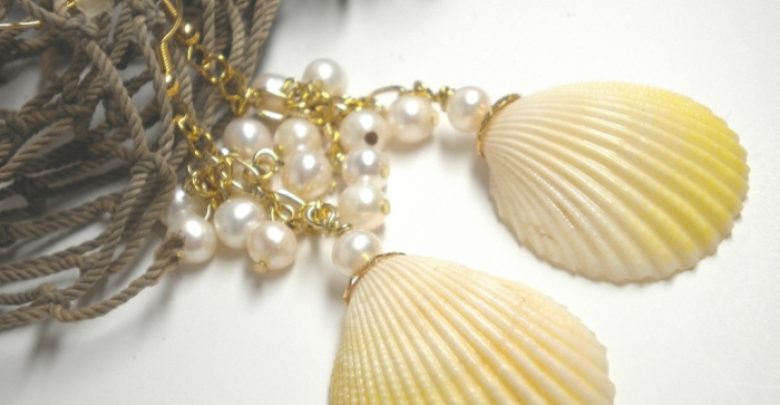yellow seashell earrings9 Seashell Jewelry as a Natural Gift - Jewelry Fashion 4
