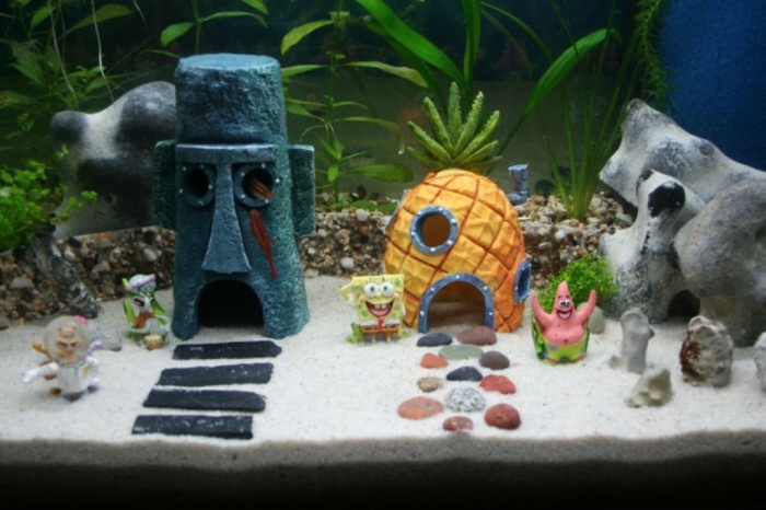 fish-tank-ornaments-ebay-uk How to Decorate Your Boring Fish Tank