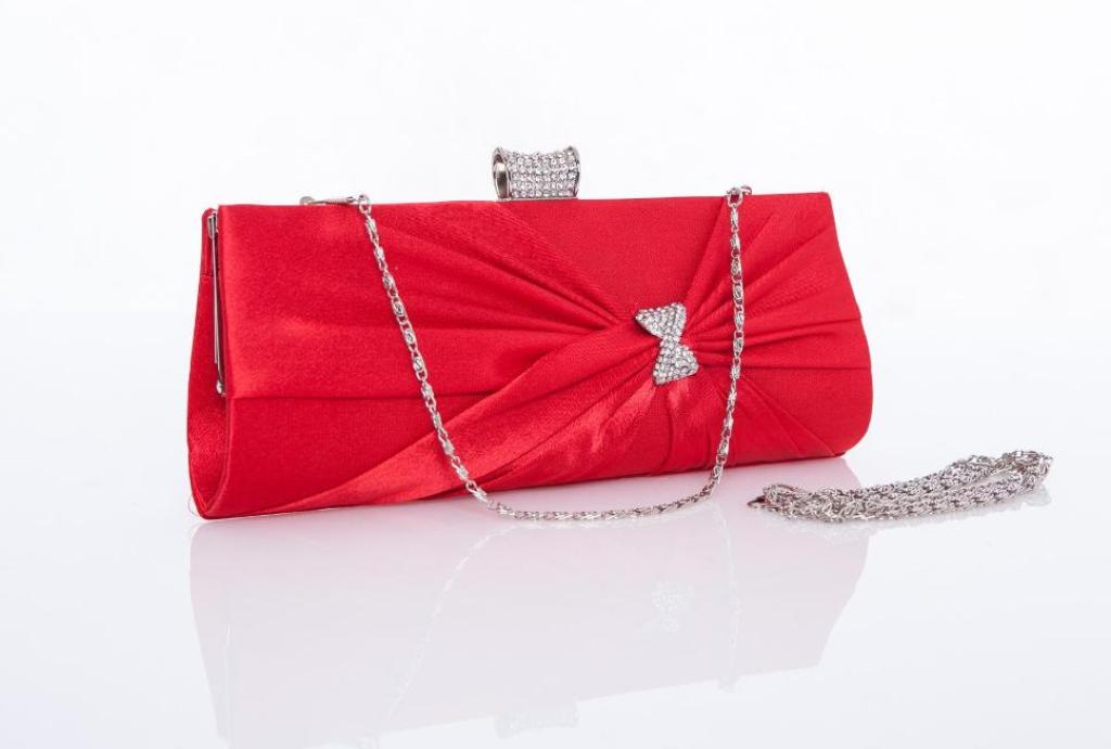 Top 10 Easy Tricks To Make Your Bag Look More Expensive