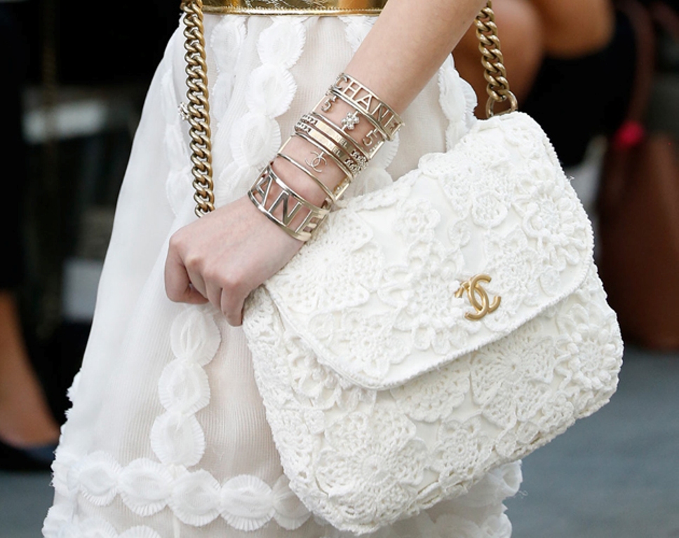 10 Valuable Accessories Each Fashionable Woman Should Own 12 10 Valuable Accessories Each Fashionable Woman Should Own in 2015 (10)