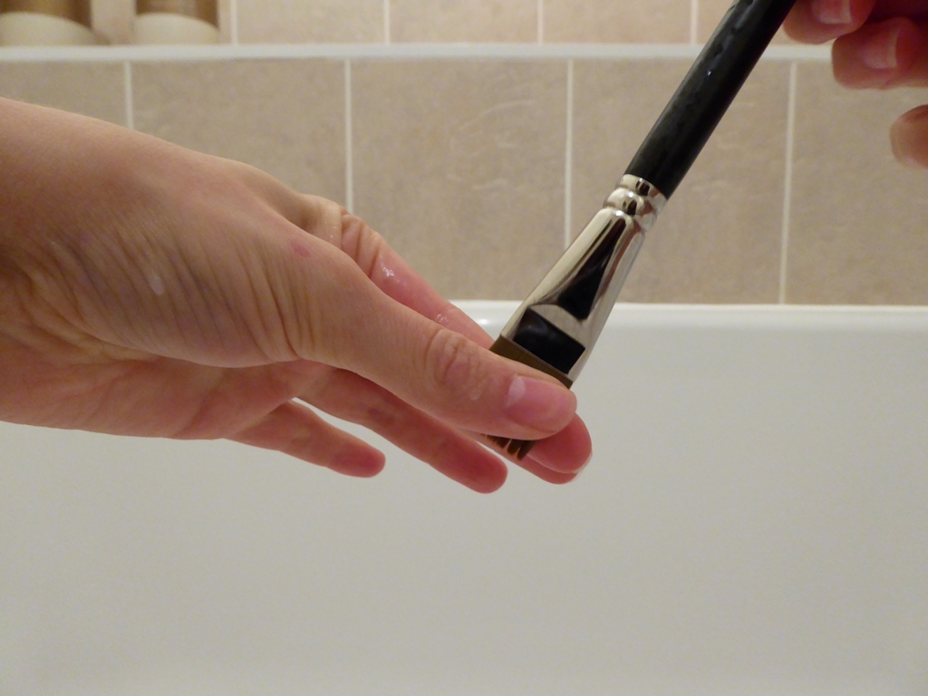 How Can I Clean My Make-up Brushes? 14 How Can I Clean My Make-up Brushes (13)