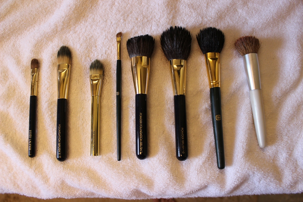 How Can I Clean My Make-up Brushes? 16 How Can I Clean My Make-up Brushes (15)