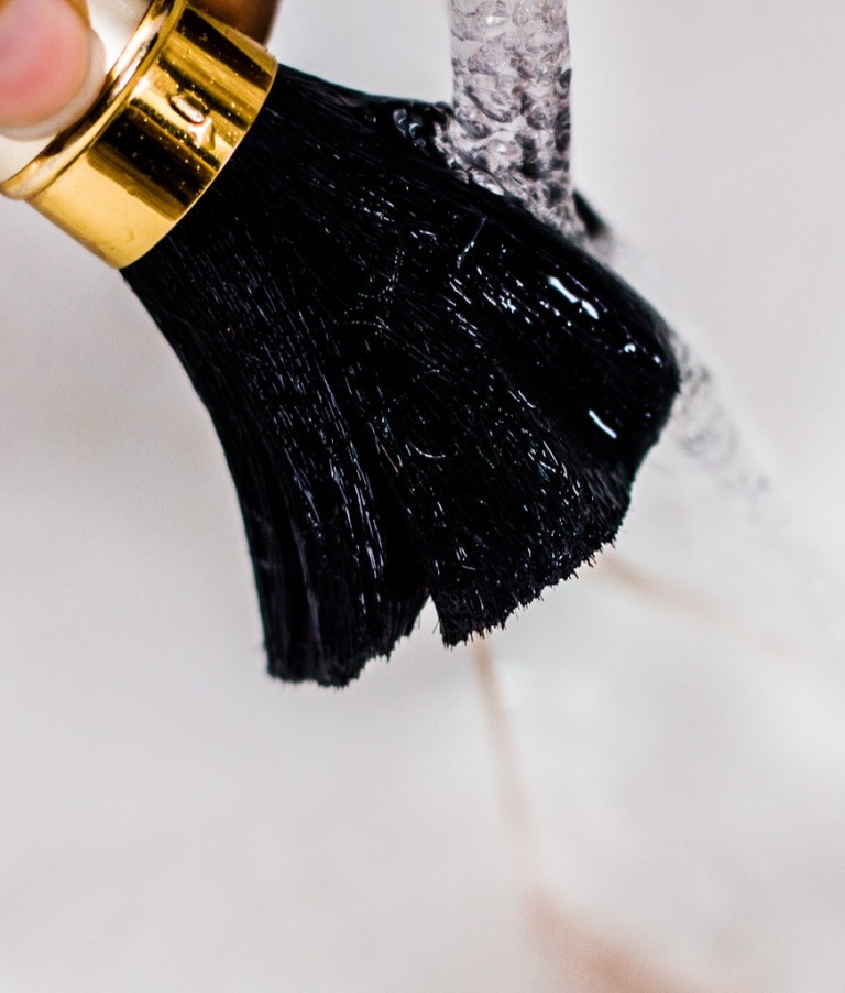How Can I Clean My Make-up Brushes? 3 How Can I Clean My Make-up Brushes (2)