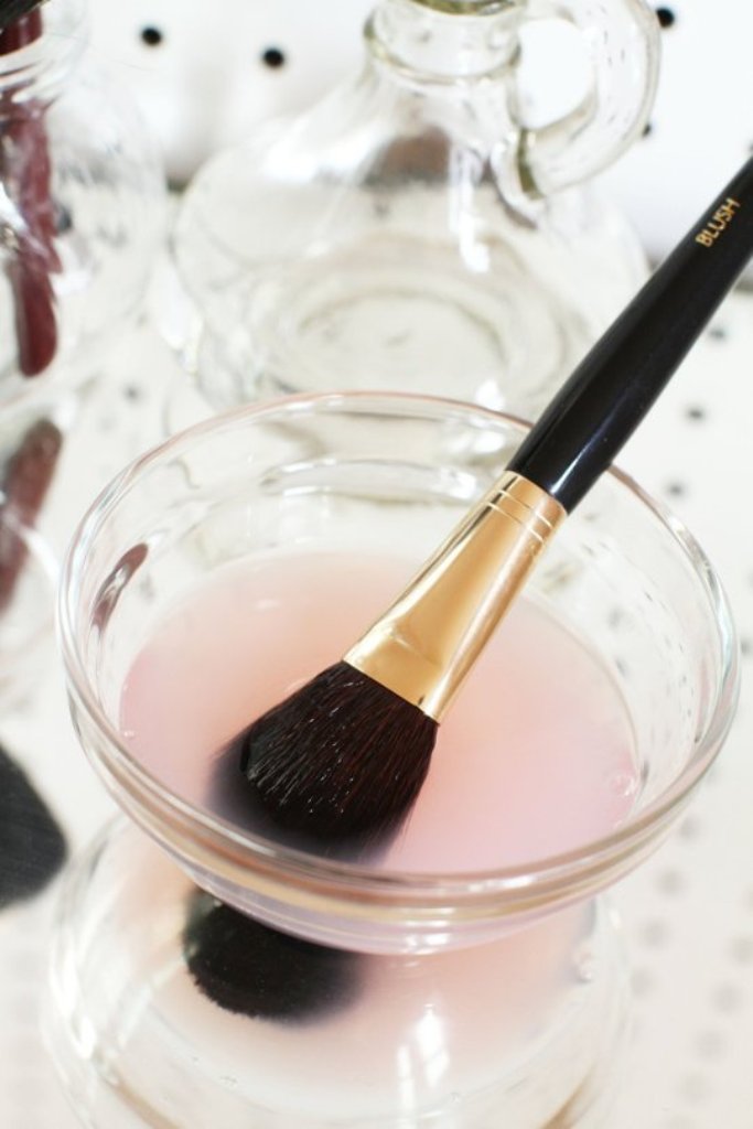 How Can I Clean My Makeup Brushes?