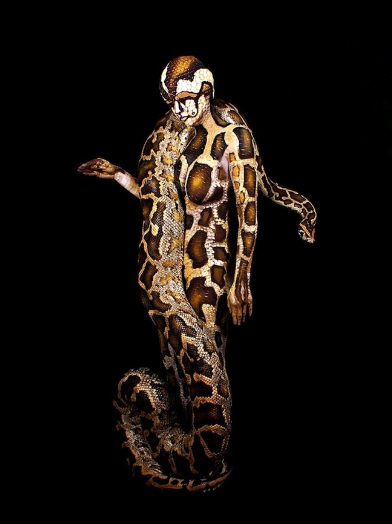 58 Most Marvelous 3D Body Paintings 14 3D Body Paintings (12)