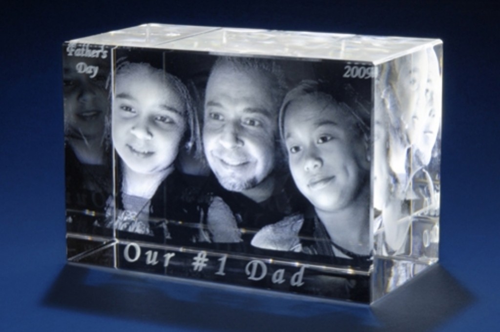 3D Portraits in Glass (19)