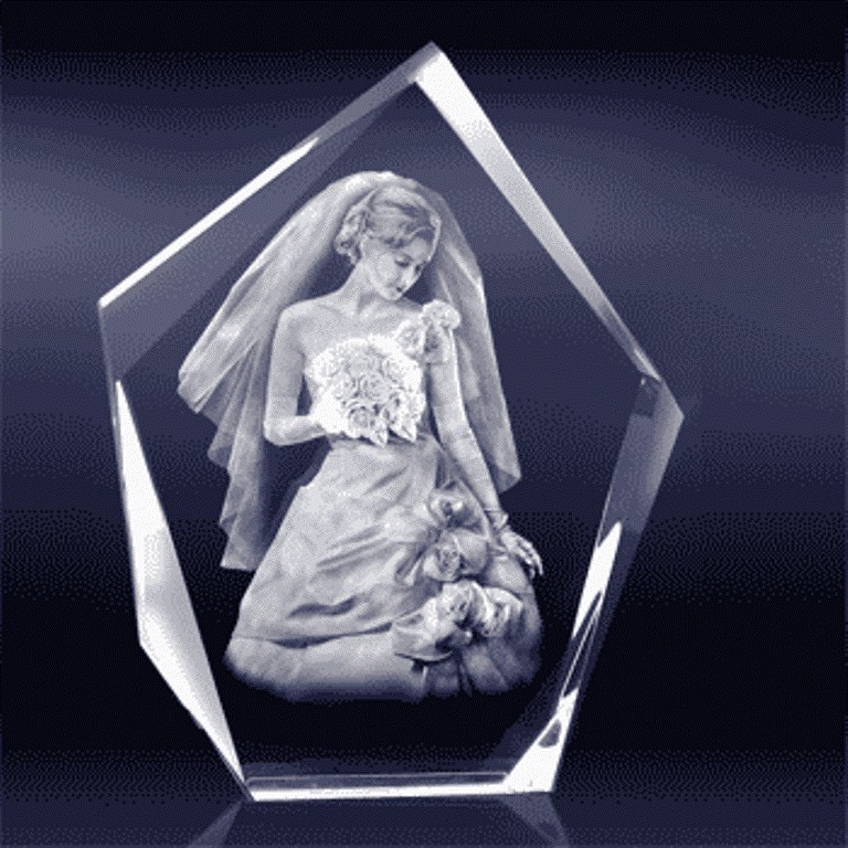 49 Most Fabulous 3D Portraits in Glass 25 3D Portraits in Glass (22)