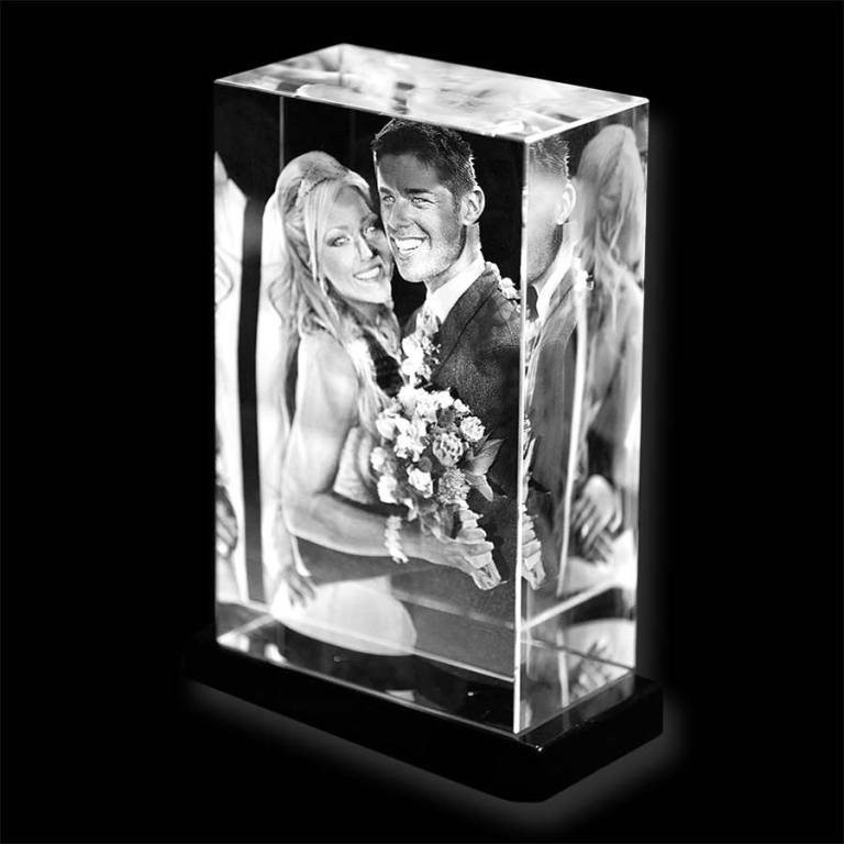 49 Most Fabulous 3D Portraits in Glass 46 3D Portraits in Glass (43)