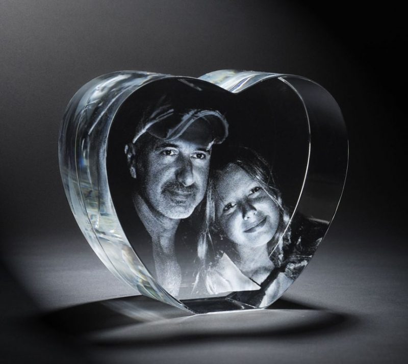 49 Most Fabulous 3D Portraits in Glass