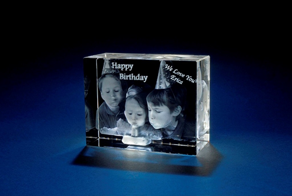 3D Portraits in Glass (5)