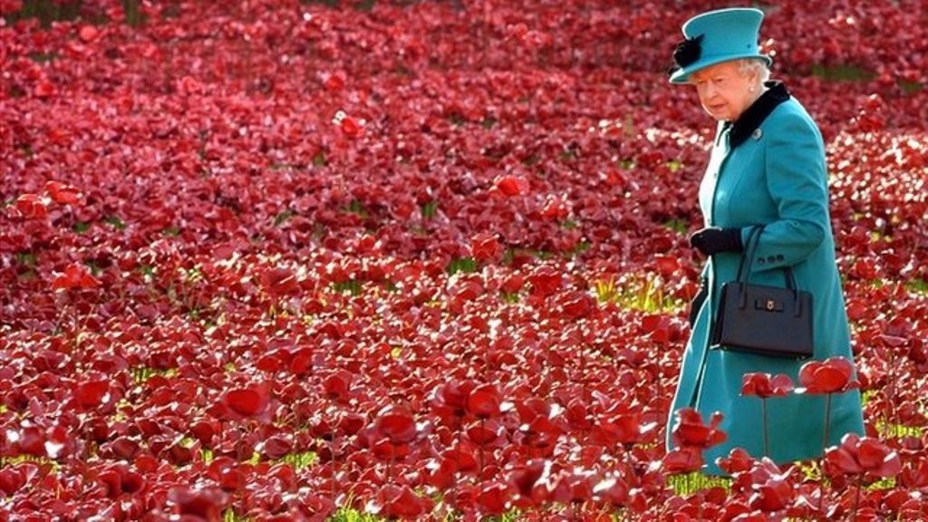 Breathtaking Poppies Make the Tower of London More Stunning 13 888,246 Breathtaking Poppies Make the Tower of London More Stunning (11)