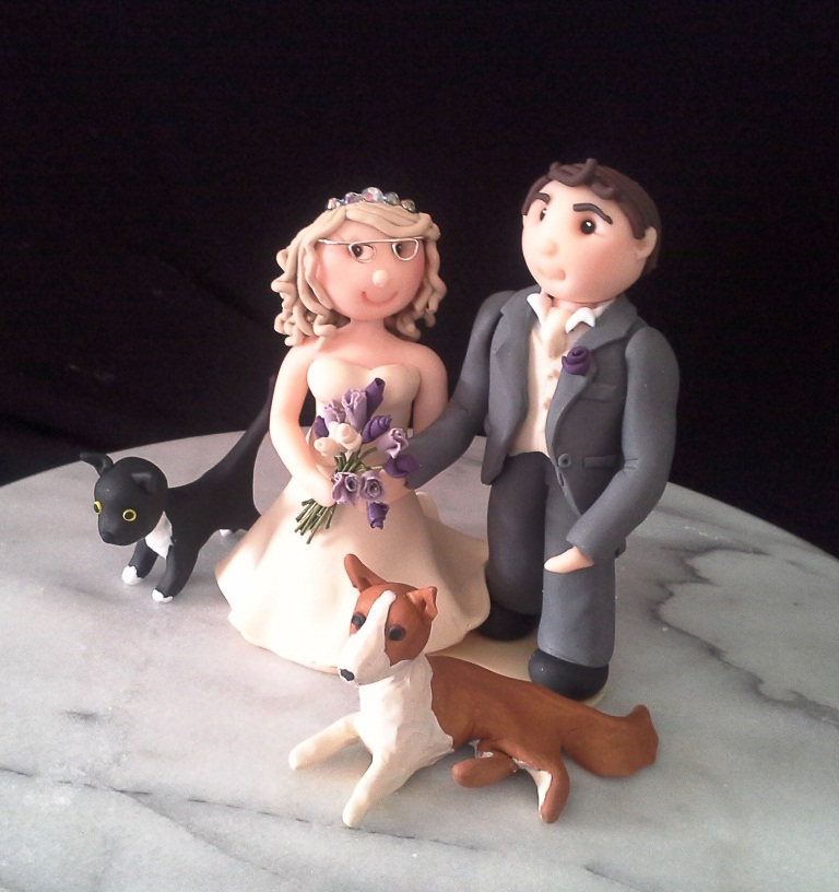 20130330_075518 Top 10 Most Unique and Funny Wedding Cake Toppers 2019