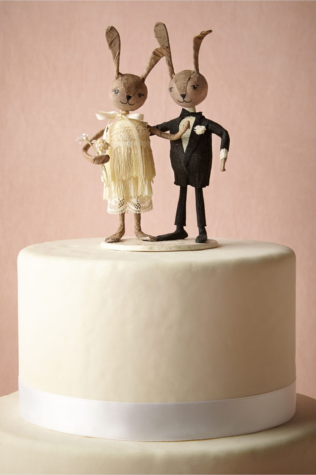 31959166_015_a Top 10 Most Unique and Funny Wedding Cake Toppers 2019