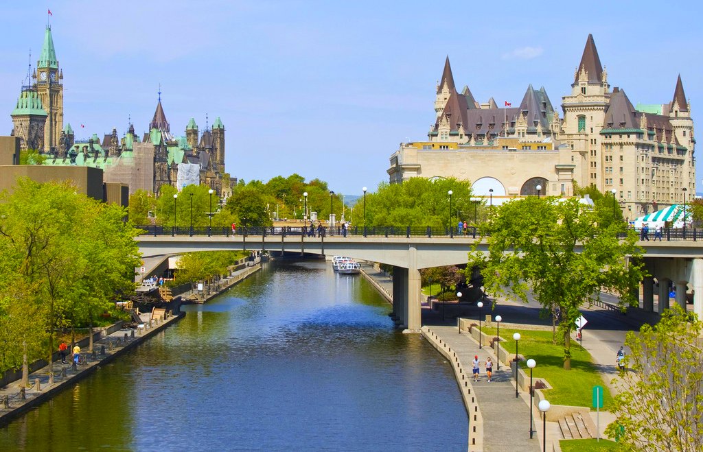 2499883760_25dd3fb798_o Top 10 Best Cities in Canada to Work