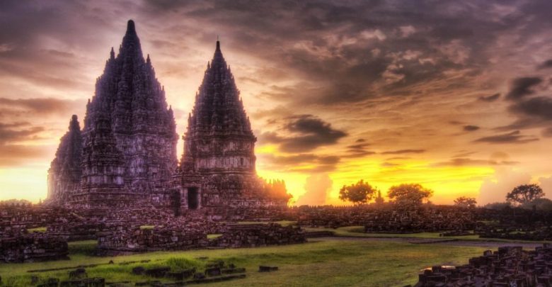 Angkor wat1 Top 10 Most Ancient Lost Cities in the World - World & Travel 6