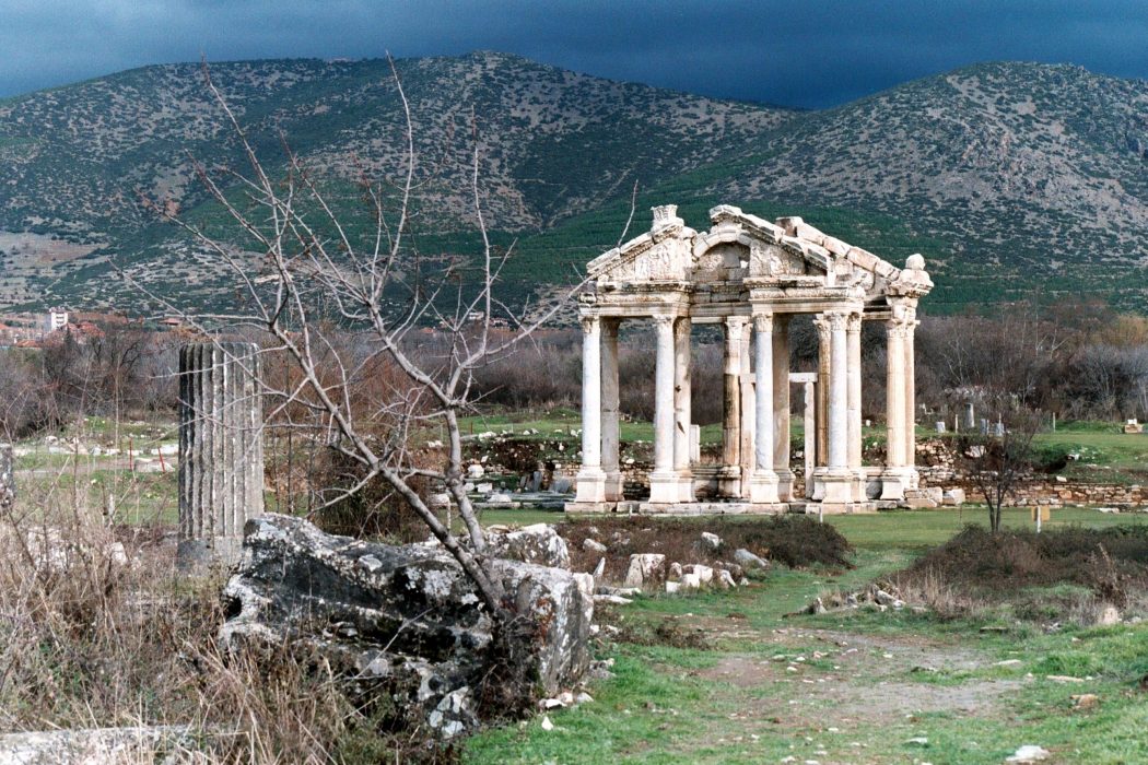 Aphrodisias_the_Tetrapylon Top 10 Most Ancient Ruins in Turkey
