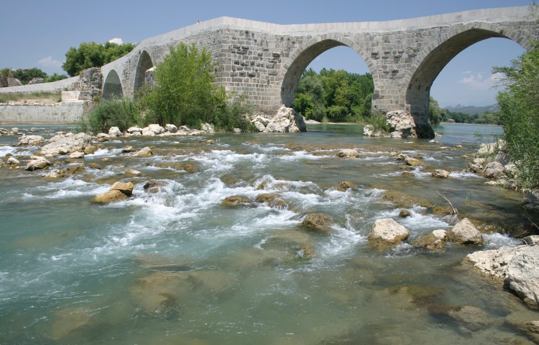 Eurymedon_Bridge_Aspendos_Turkey._Pic_01 Top 10 Most Ancient Ruins in Turkey