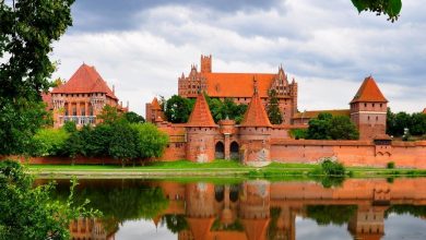 Malbork Castle Most Imposing Brick Structure Top 10 Biggest Castles in History - 8 geodesic dome greenhouse