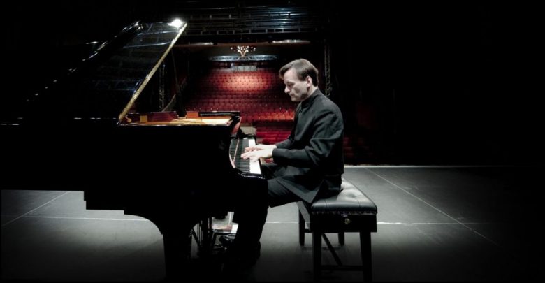 NZSO Stephen Hough Top 10 Best Pianists Alive - 1