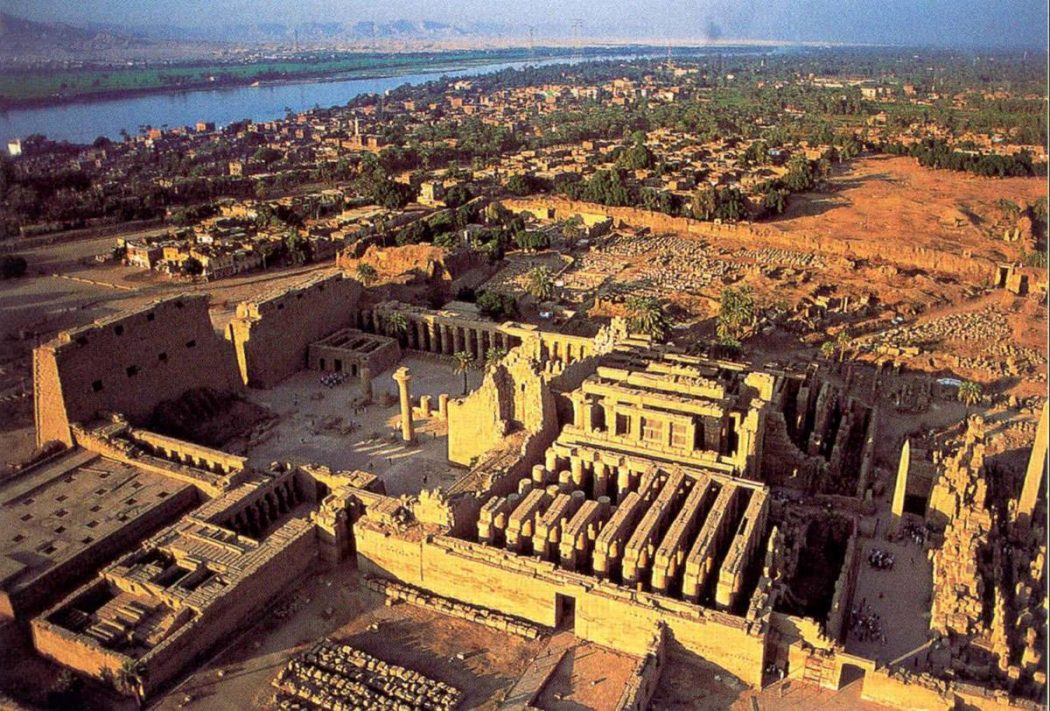 arial_hypostyle1 Top 10 Most Ancient Lost Cities in the World