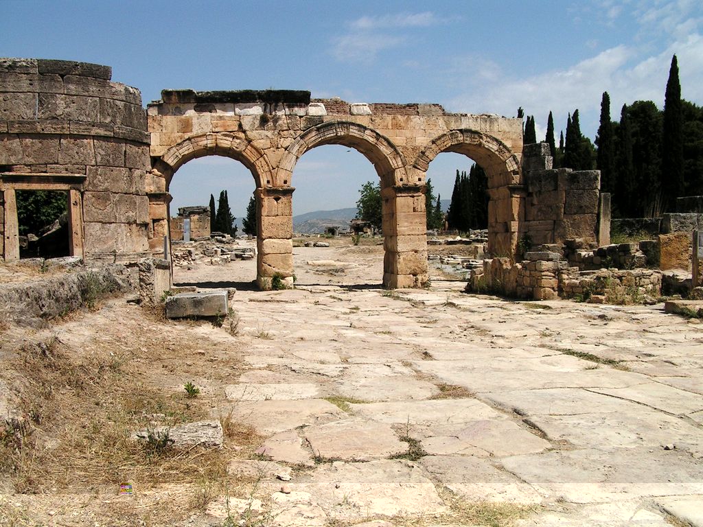 turkey-hierapolis-photo-26 Top 10 Most Ancient Ruins in Turkey