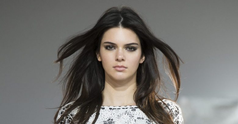 o KENDALL JENNER facebook Top 10 Most Famous Celebrities Ever - Lifestyle 1