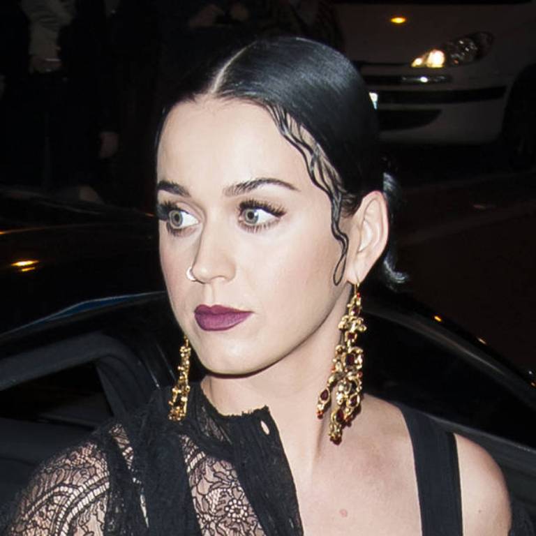 27+ Latest Hairstyle Trends for Women 29 baby hairs (2)