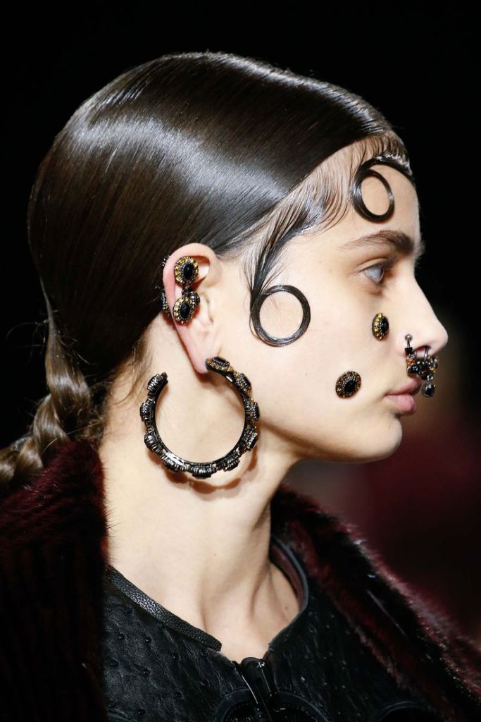 27+ Latest Hairstyle Trends for Women 27 baby hairs