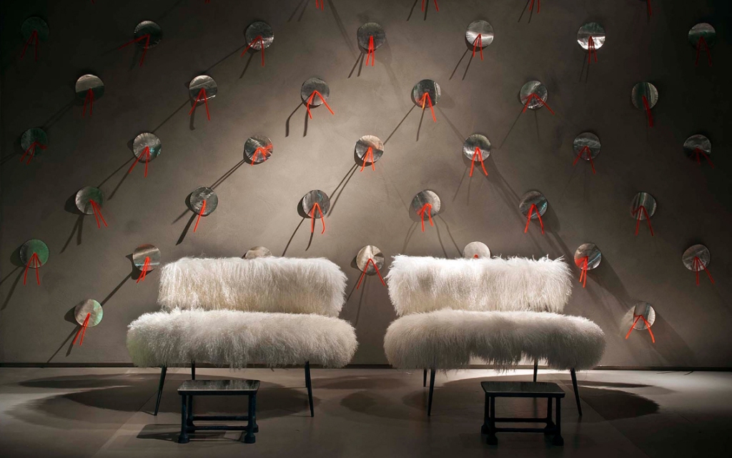 75+ Latest & Hottest Home Decoration Trends 5 fur chair (3)