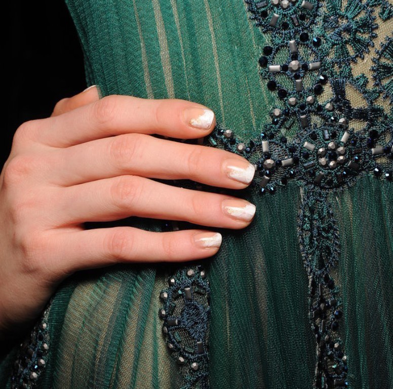 nail-polish-trends-2016-43 45+ Hottest & Catchiest Nail Polish Trends in 2021