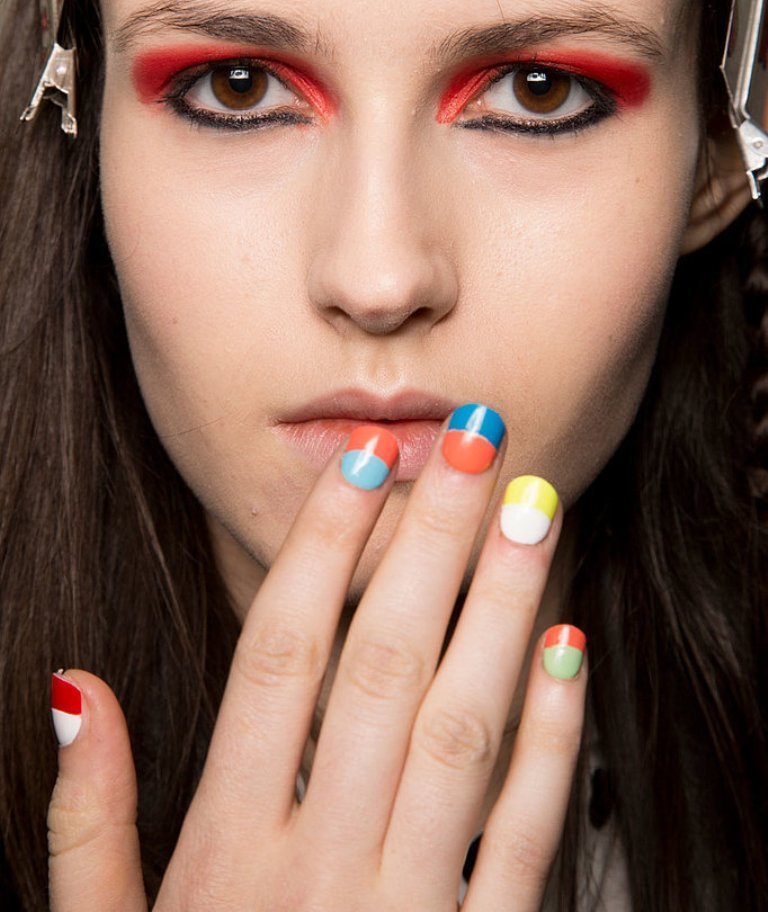 nail-polish-trends-2016-56 45+ Hottest & Catchiest Nail Polish Trends in 2021