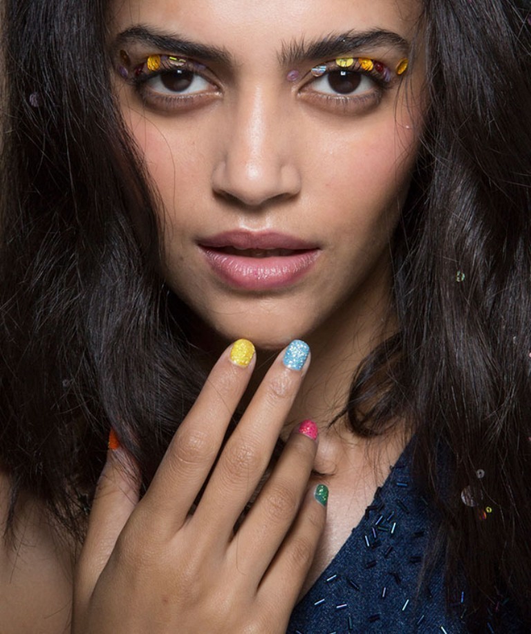 nail-polish-trends-2016-64 45+ Hottest & Catchiest Nail Polish Trends in 2021