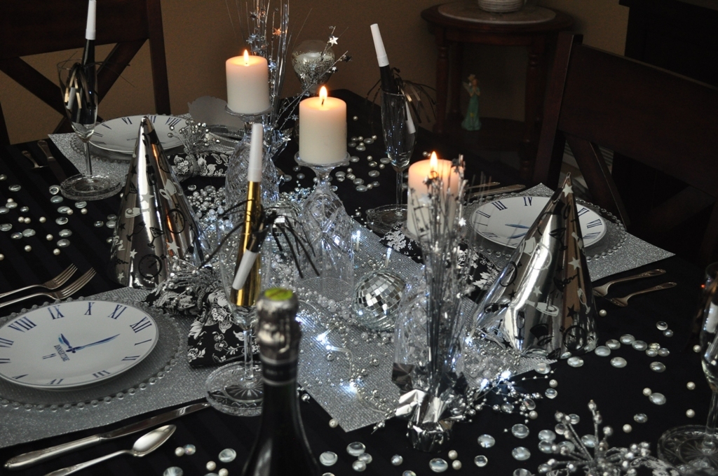 new-year-2016-decoration-36 53+ Creative New Year's Eve Decorating Ideas 2019 -2020