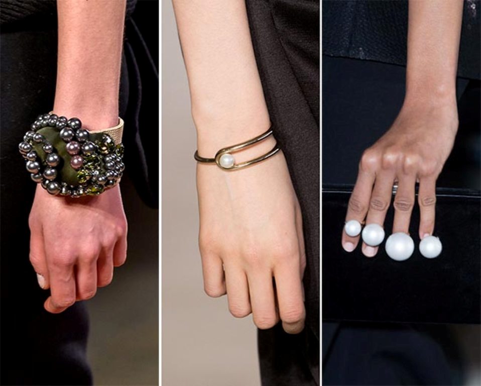 pearls-and-chains-4 65+ Hottest Jewelry Trends for Women in 2020
