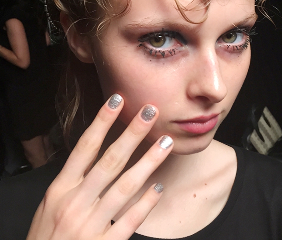 rounded and short nails (4)