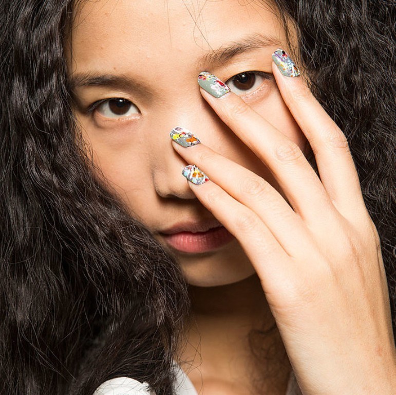 splatter nails (1)