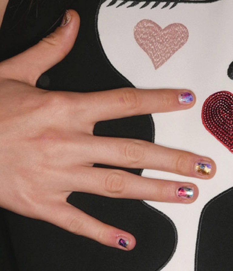 splatter nails (2)