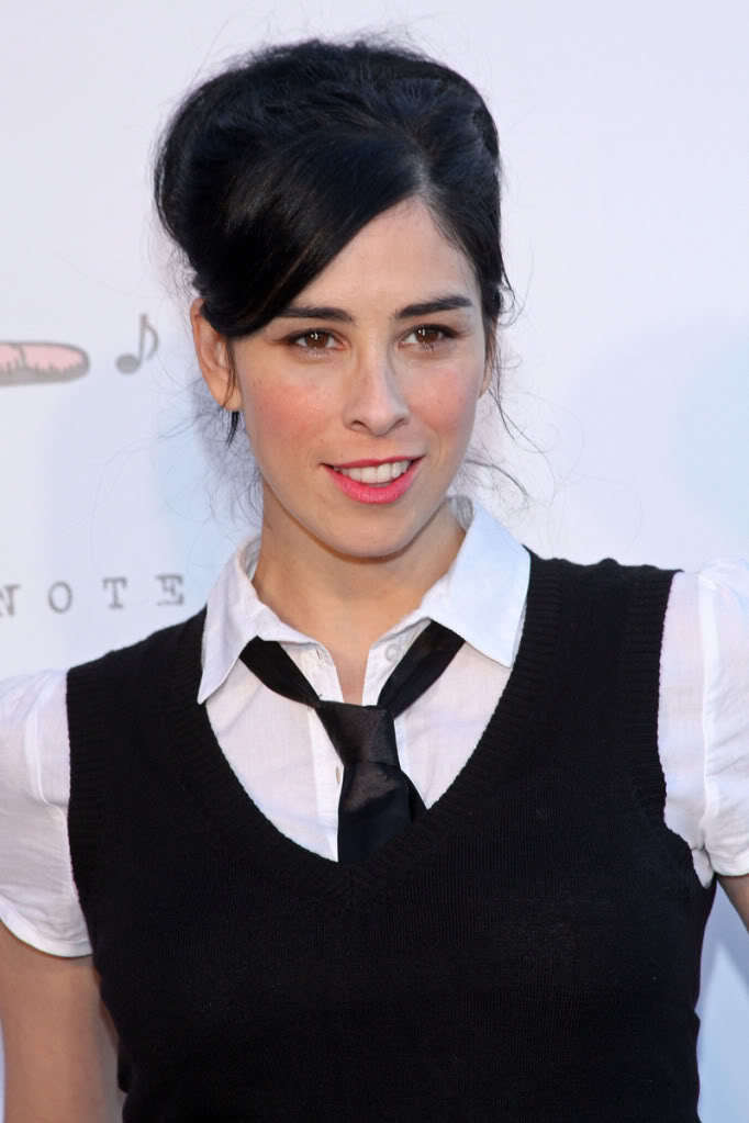 13 Comedians You Didn't Know Suffered From Depression 14 Sarah-Silverman-sarah-silverman-17496335-682-1023