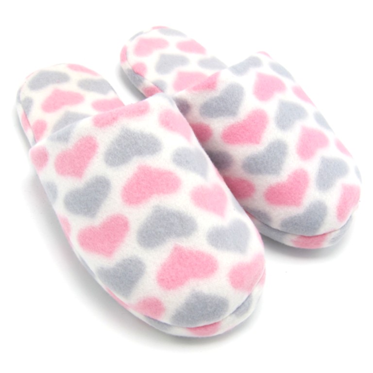 ♥ Love slippers decorated with hearts